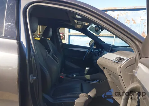 2018 BMW X2 xDrive28I z USA, uszkodzony, nr VIN WBXYJ5C38JEF80546